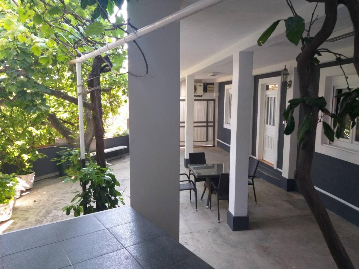 Luka Apartment Улцин Екстериор снимка